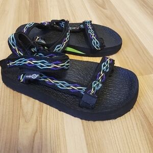 Sand & Sun Vintage 90's Sandals with Black and color straps * See Measure